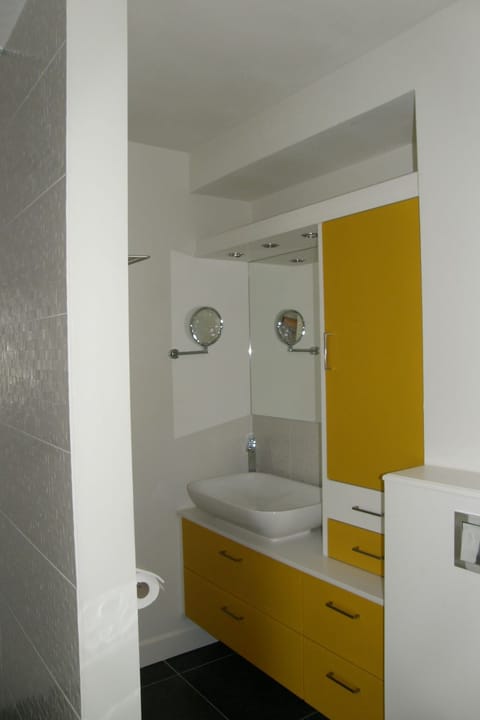 Nette Ferienwohnung mit Terrasse, Pool und Garten Apartment in Flanders