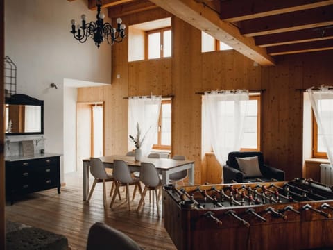 Wohnung in altem, renoviertem Bauernhaus Apartment in Neuchâtel, Switzerland