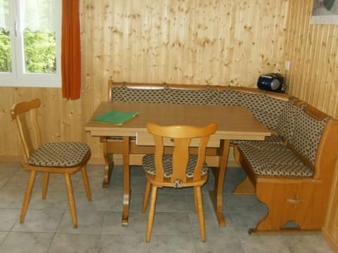 Ferien im grünen rechts Apartment in Canton of Grisons