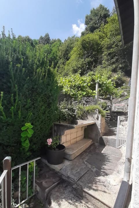 'Cà da Rör' mit Bergblick Vacation rental in Canton of Ticino