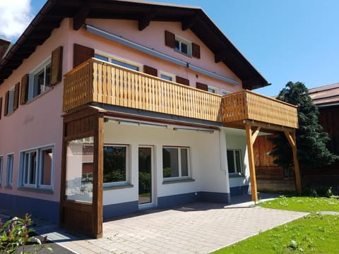 Wintersport Flims/Laax, Obersaxen, Brigels Apartment in Canton of Grisons