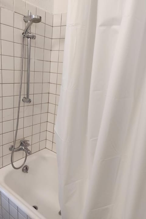 Studio mit Bad und Kitchenette Apartment in St. Gallen, Switzerland