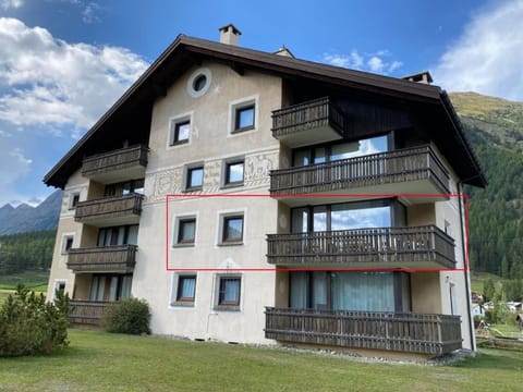 Chesa Flix Apartment in Samedan