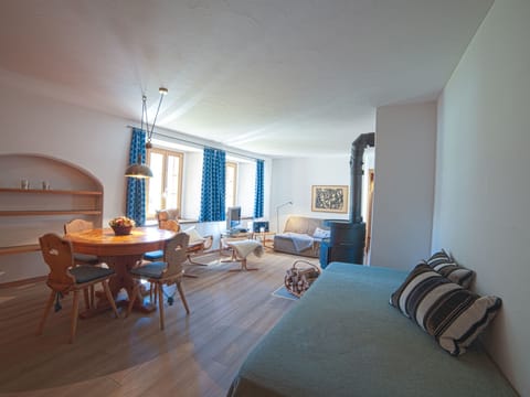Roseg und Nair Apartment in Samedan