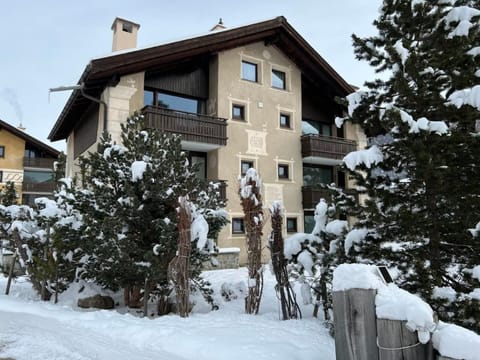 Chesa Burdun Apartment in Samedan
