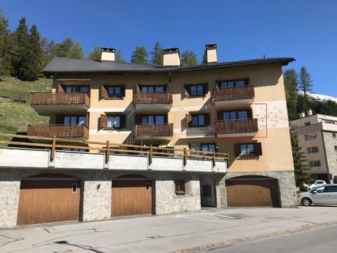 Chesa Florineth Apartment in Samedan
