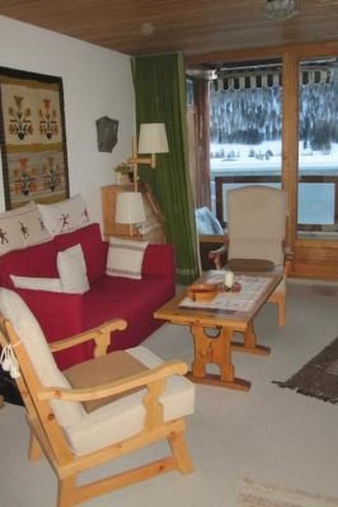 Chesa Piz Alv Apartment in Samedan