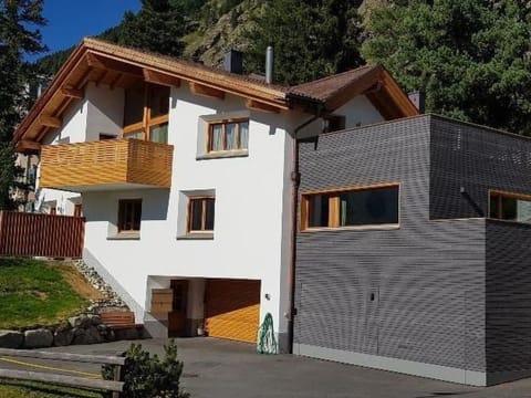Chesa La Tegia Apartment in Samedan