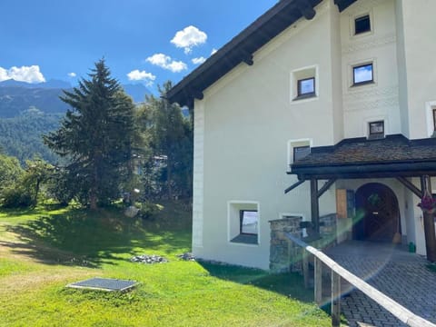 Chesa Muntanella Apartment in Samedan