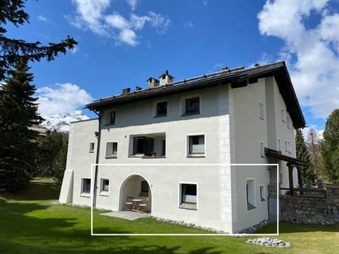Chesa Muntanella Apartment in Samedan