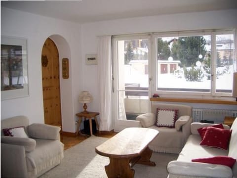 Chesa Allegria Apartment in Samedan