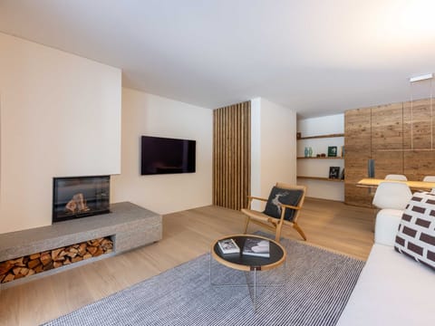 Chesa Curtinella 21 Apartment in Samedan