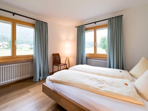 Chesa Flur Sulagl 1 Apartment in Samedan