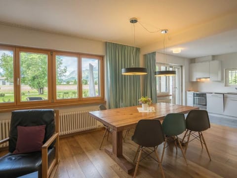 Chesa Flur Sulagl 2 Apartment in Samedan