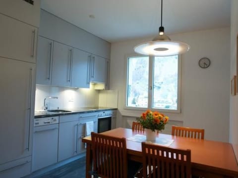 Residenz Alpenrose24 Apartment in Samedan