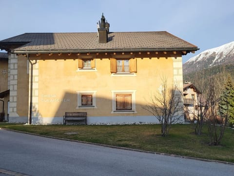 Chesa Culaischem Apartment in Canton of Grisons