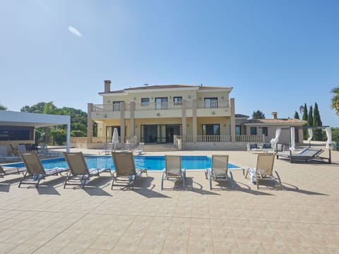 Luxusferienhaus für 14 Personen Vacation rental in Protaras