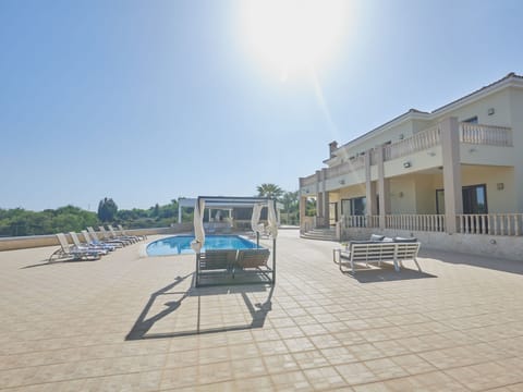 Luxusferienhaus für 14 Personen Vacation rental in Protaras