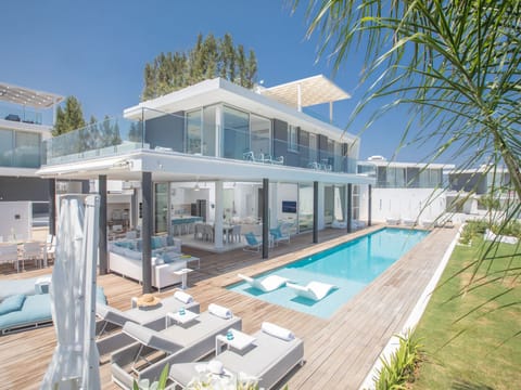 Protaras Olivine Villa mit herrlichem Garten, Pool Vacation rental in Protaras