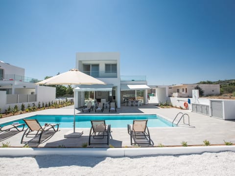 Wunderschöne, geräumige Ferienvilla mit BBQ Vacation rental in Protaras