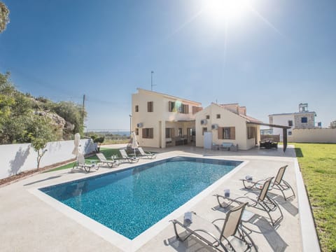 Geräumiges Ferienhaus für 13 Personen in Protaras Vacation rental in Protaras
