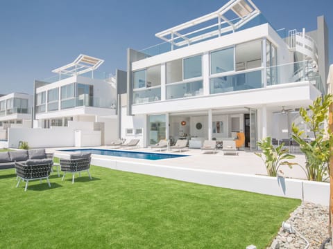 Haus in Pernera mit Bi-Fold Patio Vacation rental in Protaras