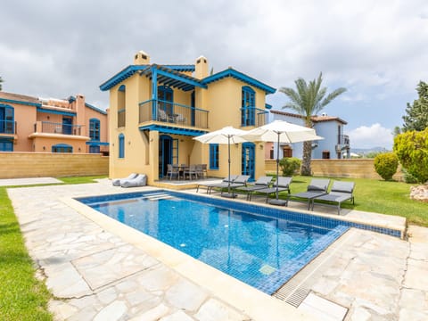 Beach Front 3-Schlafzimmer-Villa - 1. Linie vom Strand Vacation rental in Poli Crysochous