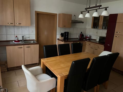 Appartement in Norderende mit Großem Garten Apartment in Schleswig-Holstein