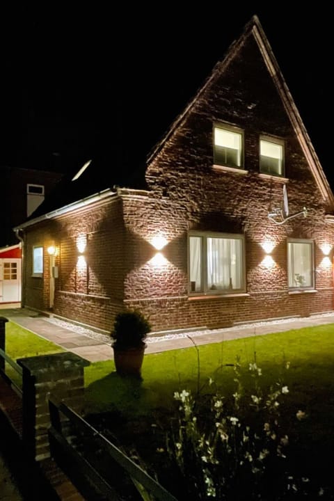 in Friedrichstadt mit Sauna, Grill und Garten Vacation rental in Friedrichstadt