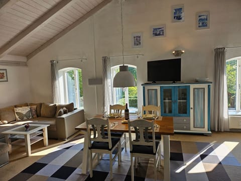 Gutshof-Ambiente 5 Apartment in Lubeck