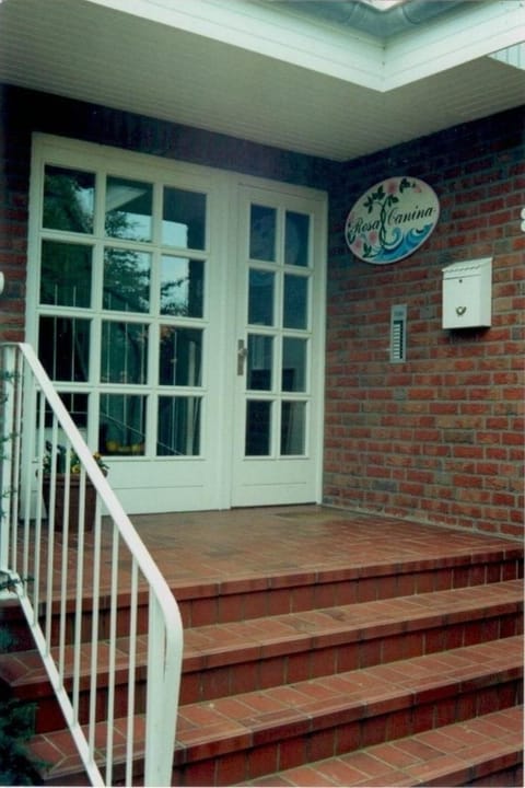 "Rosa Canina",W6 Apartment in Dahme