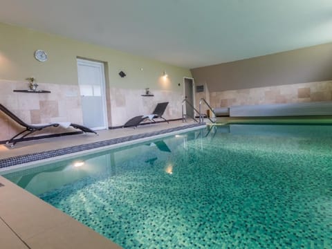 in Groß Schwansee mit Offenem Kamin Vacation rental in Ostholstein