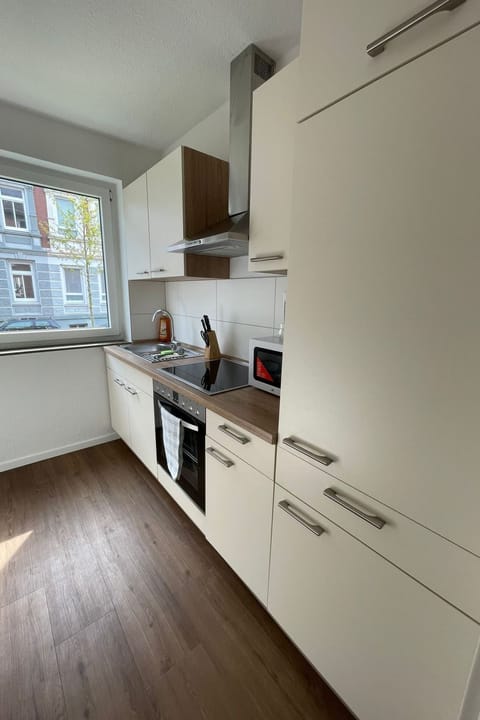 Kernsanierte Ferienwohnung in ruhiger und zentraler Lage Apartment in Wilhelmshaven