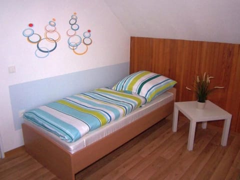Ruhige Ferienwohnung mit Balkon und Parkplatz Apartment in Wilhelmshaven