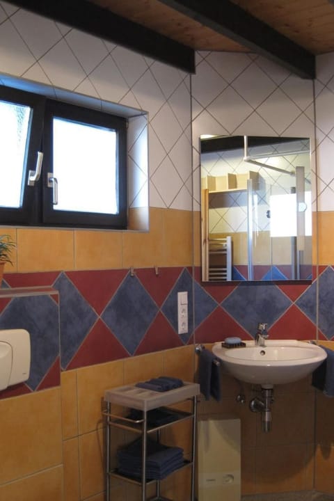 Kleines Ferienhaus in Hermülheim mit Garten Vacation rental in Cologne