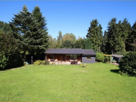 in Oberlahr mit Großem Garten Vacation rental in Rhineland-Palatinate