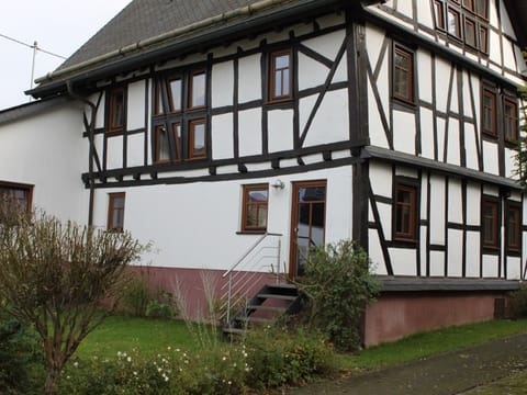 Romantisches Fachwerkhaus zwischen Rhein und Mosel Vacation rental in Rhein-Hunsrück-Kreis