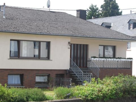 Fewo "Aal Obstbeem" Apartment in Vulkaneifel