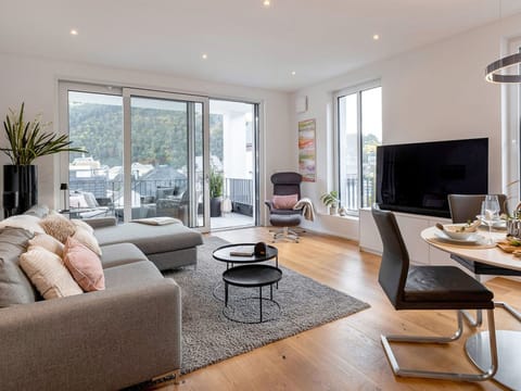 MoselRoyal NEU Luxus 2-4 P. Moselblick Klima Apartment in Graach an der Mosel