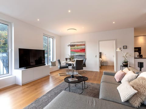 MoselRoyal NEU Luxus 2-4 P. Moselblick Klima Apartment in Graach an der Mosel