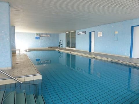 Pool Indoor
