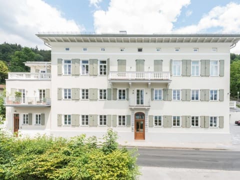 Wunderschöne Ferienwohnung Palace am See Apartment in Tegernsee