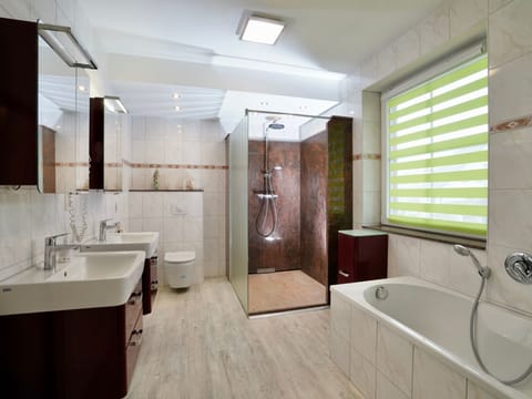 Geräumige Ferienvilla Jenny am Strand mit Pool Vacation rental in Ostholstein