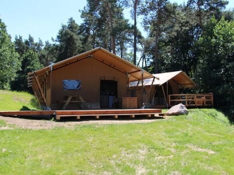 Safarizelt in Hohenlychen mit Garten und Grill Vacation rental in Lychen