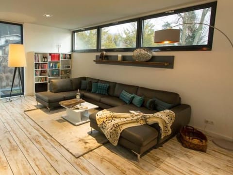 in Sellin mit Terrasse, Grill und Garten Vacation rental in Sellin