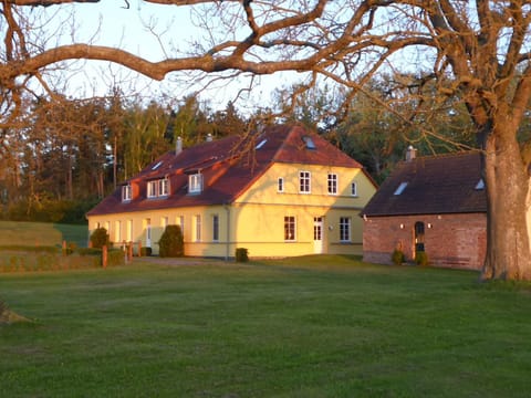 Parterre WEST Apartment in Mecklenburg-Vorpommern, Germany