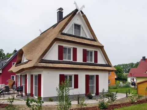 Villa Lhamo Vacation rental in Glowe