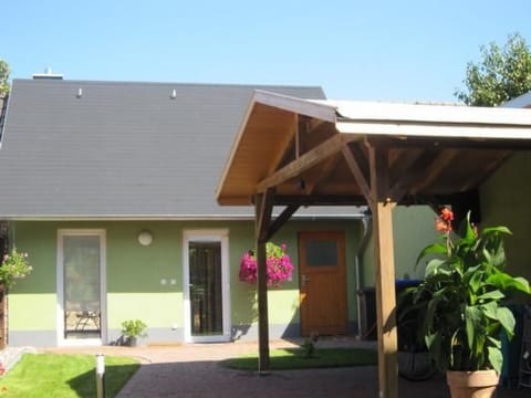 Malchow mit Grill, Garten und Terrasse Vacation rental in Mecklenburgische Seenplatte