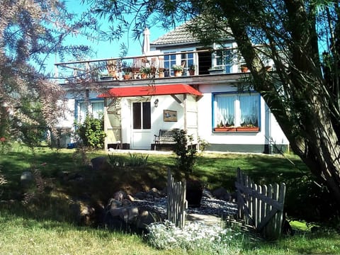 Wohnung in Wendhof mit Garten, Grill und Terrass Apartment in Mecklenburgische Seenplatte