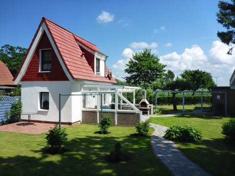 Behagliches Ferienhaus mit Garten und Terrasse Vacation rental in Rerik